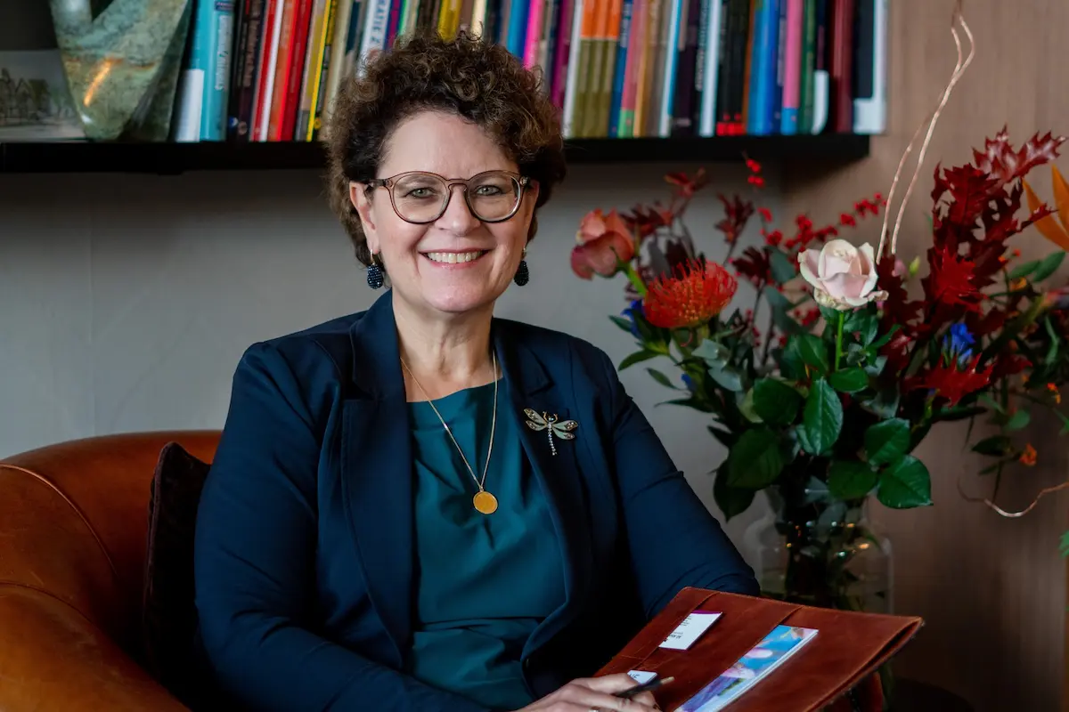 Josee van Hage - Systemisch werken - familieopstellingen